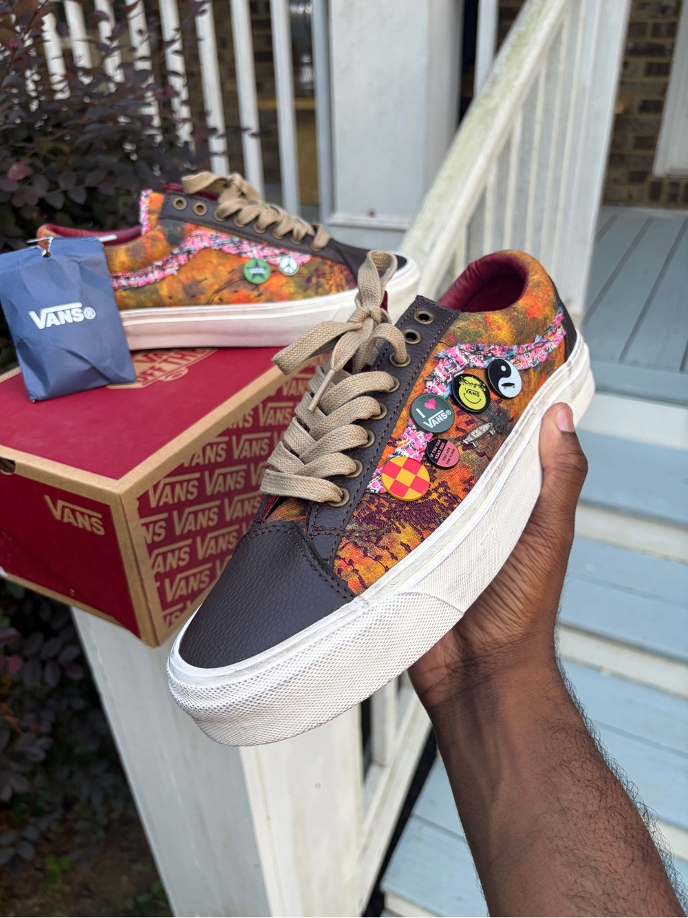 Vans MENS Low-Top Sneakers in Brown, Orange, Pink Multi